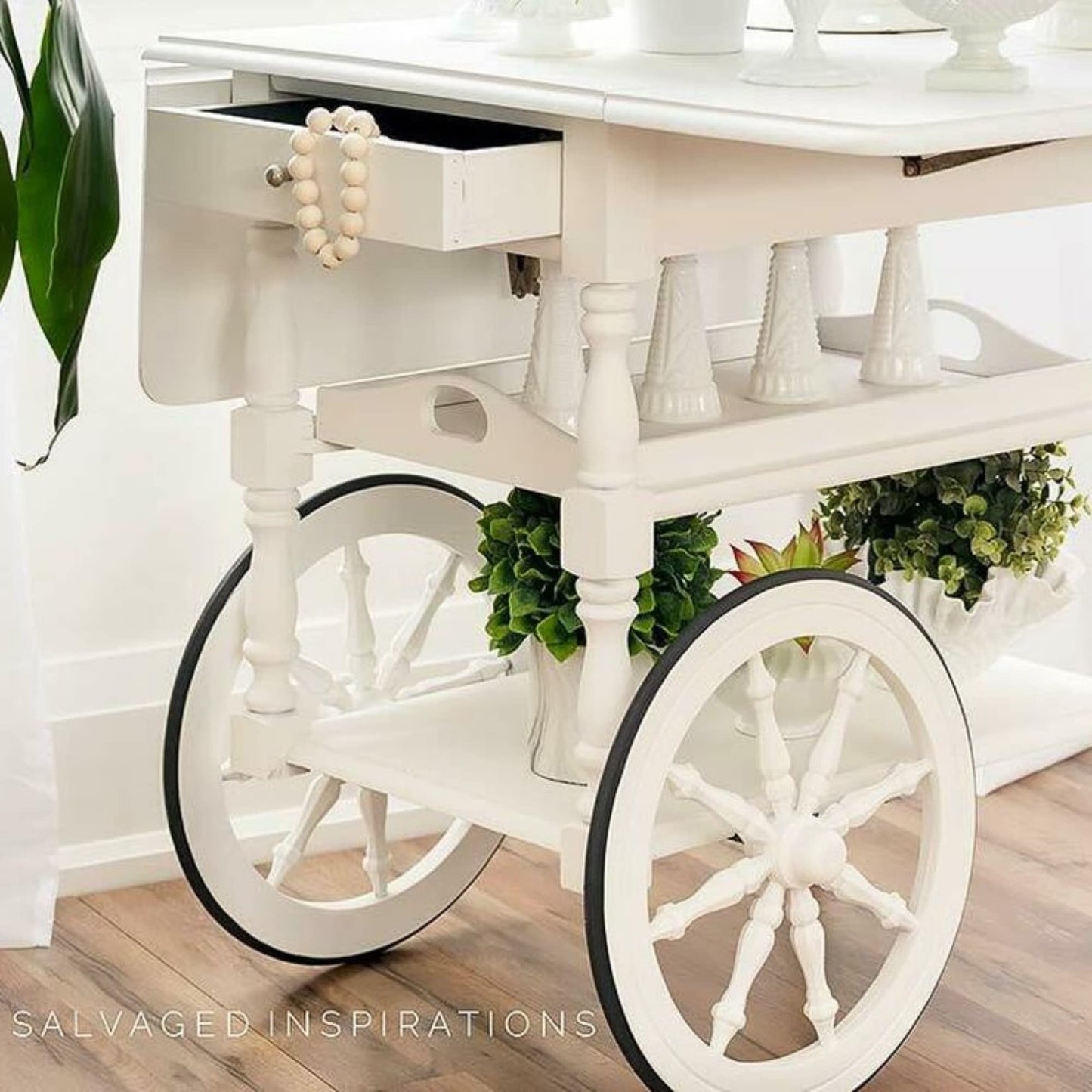 All-in-One Mineral Paint | Dixie Belle Silk | Salt Water | Off-White All-in-One Water Based Primer + Topcoat | Durable Furniture Paint | Low Reflective Finish